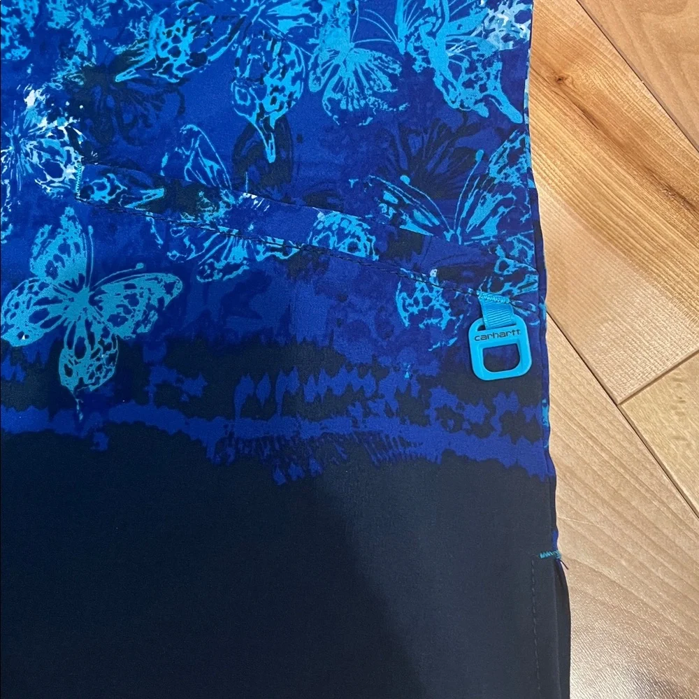 Carhartt Butterfly Print Scrub‑Style Top – 2X - Picture 3 of 4